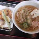 Menjuku - いつも美味しい天ぷらと、温かい　うどん。