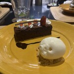 Sami Sami Restaurant & Bar  - 