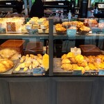 ベーカリー&レストラン沢村 - 