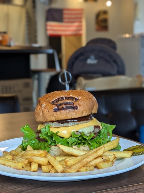 SWANKY THE DINER（スワンキー ザ ダイナー）- 石鳥谷駅前のハンバーガーカフェ