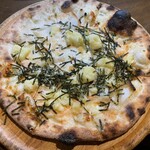 ESOLA - ピザ スモークサーモンとクリームチーズ