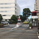 家系ラーメン大ちゃん - 最寄りの鈴木町駅の反対側改札は味の素の従業員専用。鶴見や川崎にはこういう駅が多いですね。