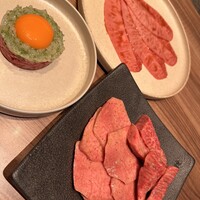 焼肉うしごろ 新宿三丁目店 - 