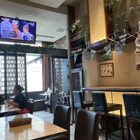 シュタインハウス 銀座店 - 4名テーブル席が7つ。うち2席は半個室として使えそう
