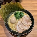 壱角家 - MAXラーメン