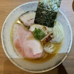 ジャパニーズ ラーメン 五感 - 