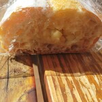 石釜パン工房 KIRARI - チーズフランス