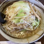 麺屋 愛0028 - 赤みそらーめん900円　小ライス付き