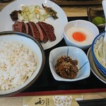 牛たん炭焼き 利久 - 