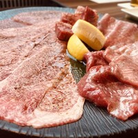 焼肉うしごろ 新宿三丁目店 - 