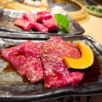 炭火焼肉 一徳 離宮 - 