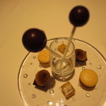 レフェルヴェソンス - ミニャルディーズ