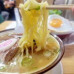 かし亀 - 麺リフトアップ