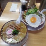 かし亀 - 豚焼肉丼1300円 半ラーメン600円