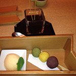 レストラン QUATRE CINQ (道後夢蔵) - 自家製坊ちゃん団子 コーヒーゼリー
       蜜柑アイス