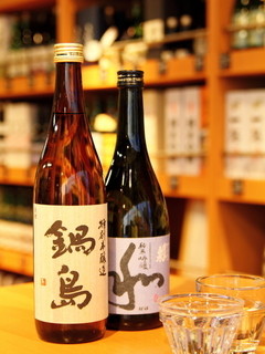 Sakeno Daimasu - 甘口の日本酒を試すならコレ。日本酒の世界が広がる『鍋島』.