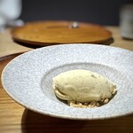 中華 大しげ - 紹興酒とドライイチジクのアイス