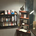 胡桃堂喫茶店 - 本が沢山ありました。