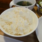 キッチン ブルー グローブ - ご飯大盛りのアップ