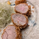 とんかつひなた - うわぁ、柔らかそう。