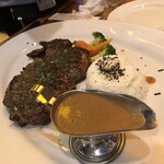 Atlantis Seafood & Steak - 