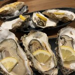 Oyster Dining Selfish