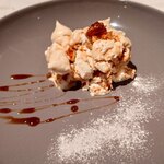 バレーナ - はちみつのセミフレッド　600円