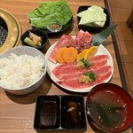 焼肉ダイニング たじまや庵 - 