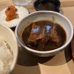 炭火焼肉 肉の匠 ひうち - ミニタンシチュー