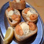 大衆酒場魚八 - クリームチーズ明太バケット