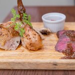 ルコックロティ - 2024.10 肉盛り（Sサイズ 2,750円）ロティサリーチキン｜国産和牛うちもも肉ステーキ