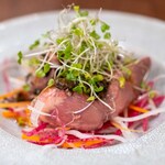 ルコックロティ - 2024.10 チキン屋の！ 新鮮鶏レバーとハツの低温調理 もろみ醤油タプナードソース（715円）