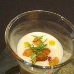 ガストロノミー ジョエル・ロブション - サツマイモのムース　スパイス風味のリンゴゼリー(正式名称は不明)。