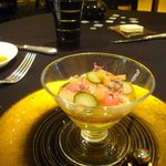 ガストロノミー ジョエル・ロブション - ズワイガニ　アボガドのフォンダンとトマトのジュレと共に。