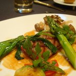 ガストロノミー ジョエル・ロブション - 特選和牛ロース肉　グリエにし、旬野菜のエテュベと共に。