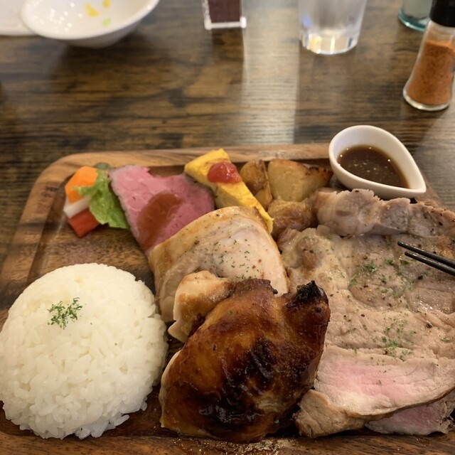 Flame Rotisserie Chicken（フレイム） - 弘前（洋食）の写真