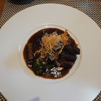 フレンチレストラン I.Hara - 牛蒡のハンバーグと牛肉のシチュー