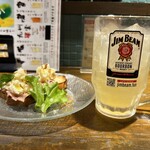 ピッツァフォルトゥーナ - 付き出しはバケットのポテトサラダのせ