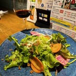 ピッツァフォルトゥーナ - ハーフサイズのサラダ　1〜2人前