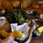 貝と白ワインのバル KAKIMARU - 