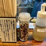 麺歩 バガボンド - 卓上