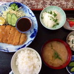 Yotteminsai - トンカツ定食￥760