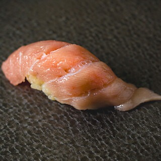 北新地「惣五郎」監修の独自ブレンド赤酢を使用！