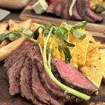 フィネガンズ・バー＆グリル - 