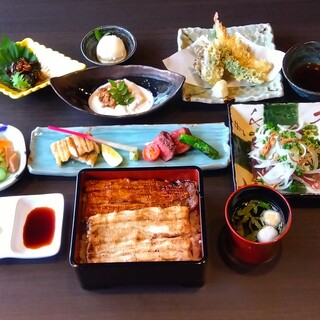 法事、各種宴会承ります。