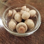 ビアパブ イシイ - マッシュルームのピクルス400円