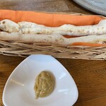 インディーズ - 釜焼棒パン　カレーソース付き