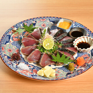 《創作料理》藁焼きや創作的な割烹料理メニュー