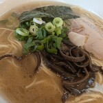 うちだラーメン - 色から久留米ラーメンっぽい
