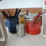 丸幸ラーメンセンター - 卓上薬味